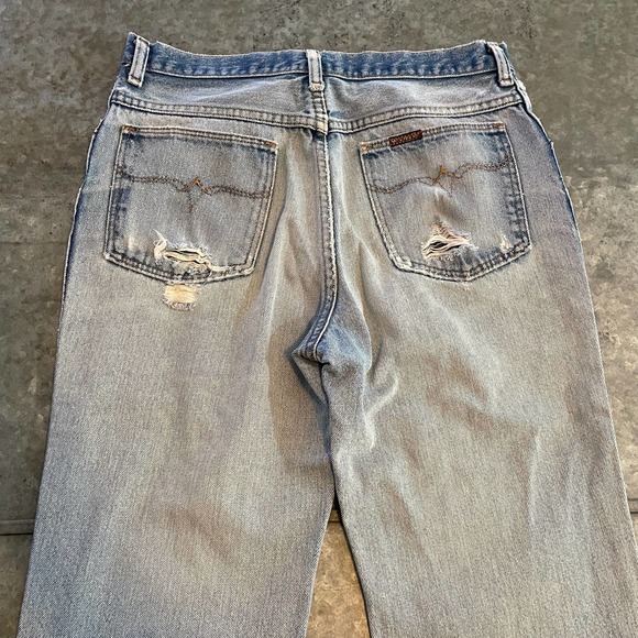 Vintage Wrangler USA Medium Light Blue Wash Distressed Denim Jeans Mens 30 - Picture 10 of 13